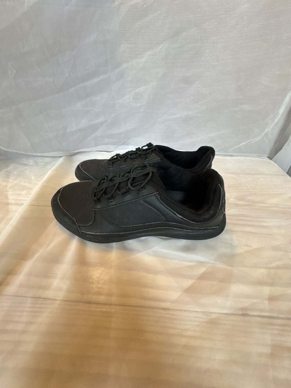 TredSafe Women's Merlot Slip Resistant Black Athletic Work Shoes